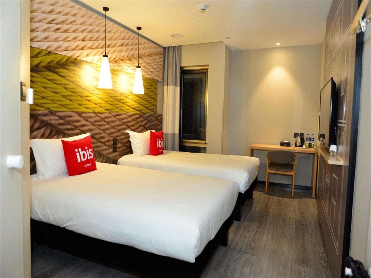 Ibis Beijing Guanzhuang Changying Middle Road Hotel Екстер'єр фото